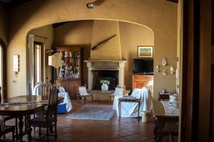 Pollitium Country House