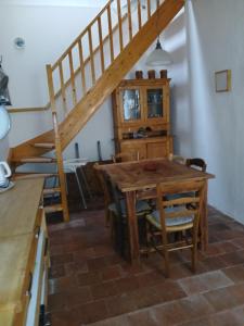 Charmante petite maison avec terrasse et jardin