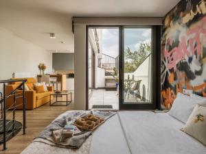 ArtSquare by Fragola Apartments
