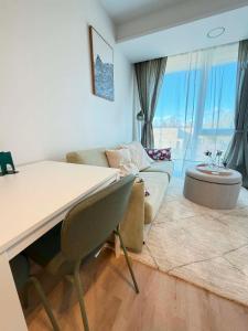 Pušų apartamentai su šildomu baseinu