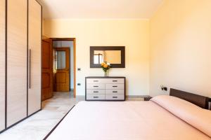 Comfort and Relax Steps from the Beach, Wi-Fi & AC