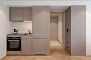 ODA Suites - self check-in apartments, old town
