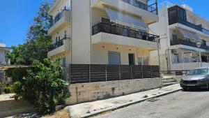 Rhodes City University Suite