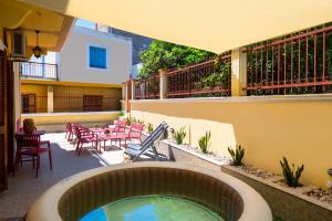 Pinotsi Rooms Village Symi