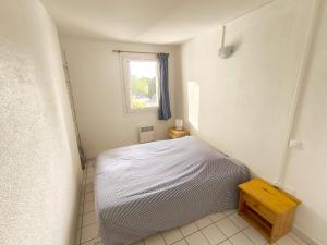 T2 pour 2-4pers, calme en résidence avec terrasse et parking privé à Port-Camargue