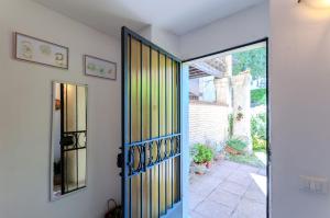 Attimo Green House