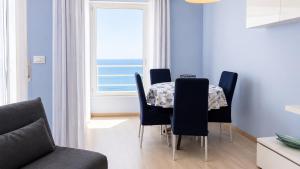 MonoAzzurro I Sea View and Wi-Fi
