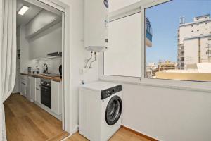 One step to the beach apartment