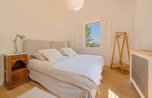 For Me Formidable House for rent with pool in Roussillon