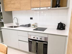 Depto Moderno 2D, a pasos del Metro Ñuble con Piscina & Coworking