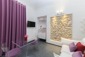 Almatros Design Suite Peonia in Palazzo storico