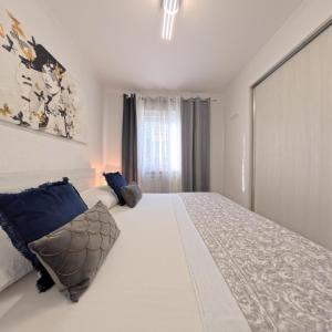 CASA di NATALIA, Spacious 2BR Apartment for 6 near Beach ,Free Parking