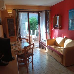 2VAD13 Studio proche centre-ville