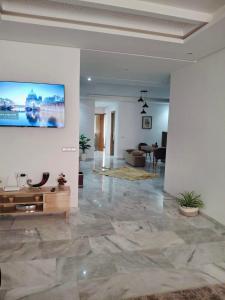 Premium stay & Private office & babyball