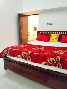 Comfortable 3BHK, 5 km Rock Beach ELLITA