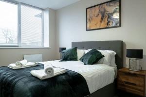Free Parking Cosy Flat for 2 Near Media City