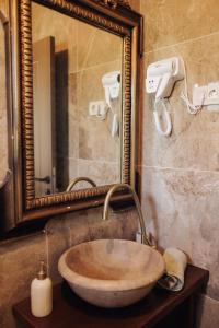 Charming Villa Breakfast & Relax