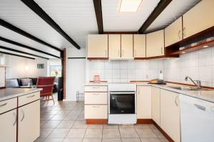 3300-Hvide-Sande-Anker-Eskildsens-Vej-14