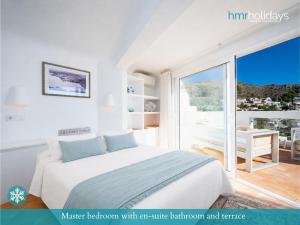 Penthouse SeaEsta by HMR Holidays