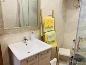 Sea view studio apartment