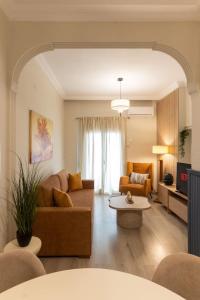 Central 2BR Penthouse