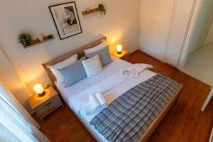 Spacious Modern Suite in the Heart of Center