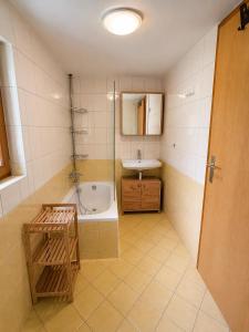 Digital Detox House Haloze