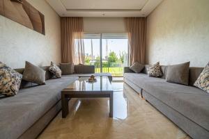Cozy apartment 2 pools in Bouznika