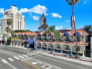 Best Western Plus Sunset Plaza Hotel