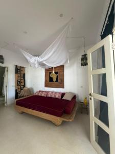 3 bedroom beachfront villa