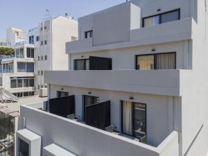 AKVA Property - The Piraeus Collection