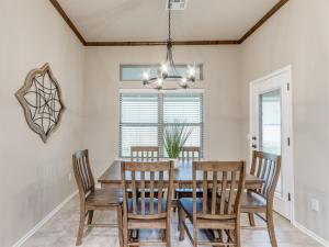 Brand New Home - Accessible to Yukon and Mustang!