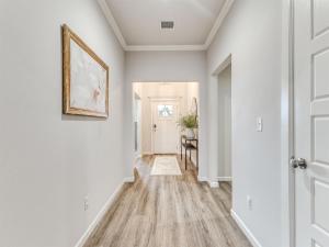 Kingsport Modern Oasis