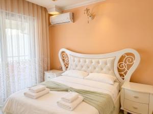 BeachFront & Sea View Apartment 111