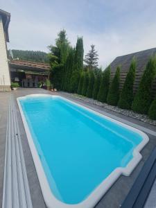 APARTAMENT POD ŚLIWKAMI