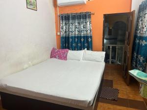 Priyadarshi Hotel