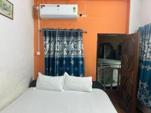Priyadarshi Hotel