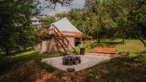 OFFGRID Glamping Košice