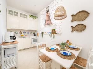 Private Lemon Garden Loft in the Center