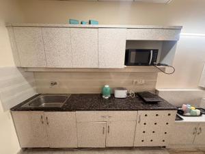 Skyline suites