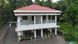 Laurels Retreat By Excoka