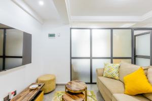 Zuri Snug condo