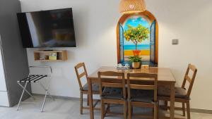 Vivid Sea and City Luxury Studio 2 plus 2