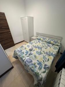 4 cas 6PAX 2 bath wifi american kitchen metro in 2 blocks