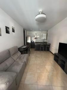 4 cas 6PAX 2 bath wifi american kitchen metro in 2 blocks