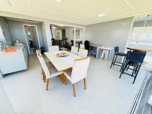 Apartamento 3 quartos com vista mar Lazer Total