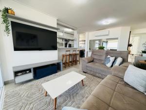 Apartamento 3 quartos com vista mar Lazer Total