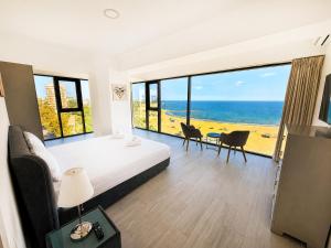 Maritimo ApartHotel