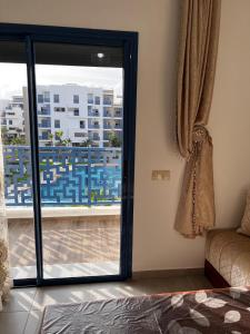 Waterfront Luxury - Pool View and 3 Pools