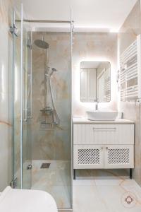Luxury 1BR Apartment, Private Garden, San Pietro